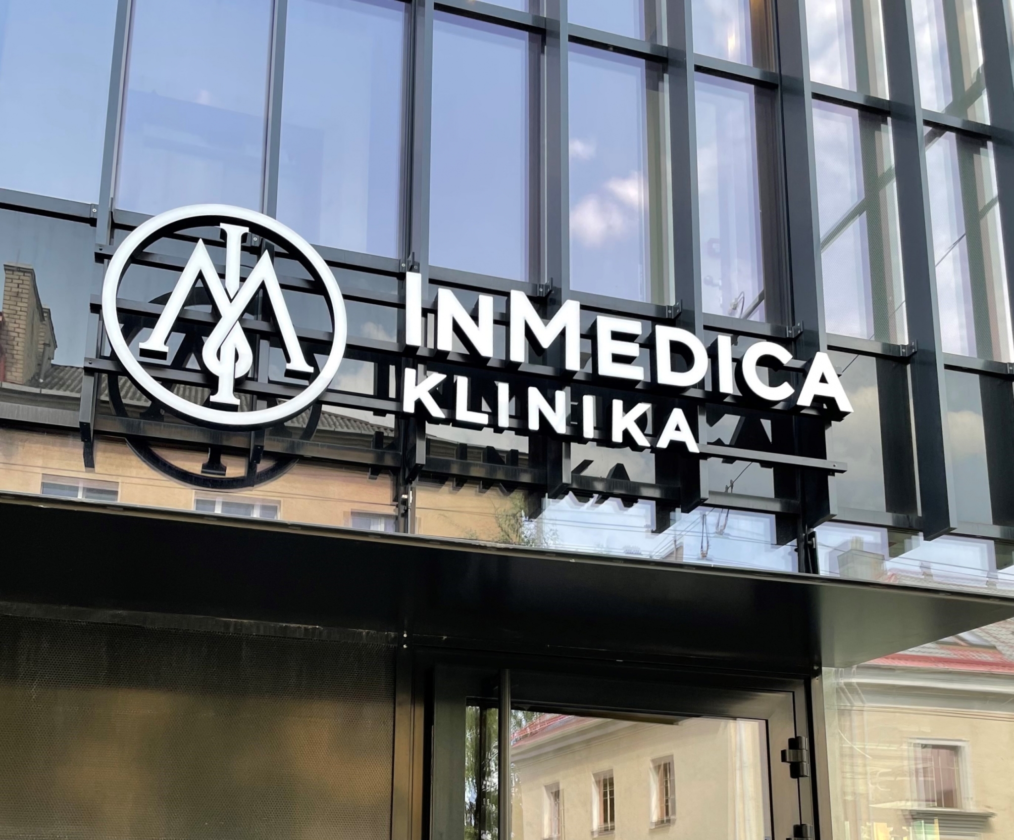 „InMedica grupė“ užbaigė Vilniaus implantologijos centro klinikos įsigijimo sandorį