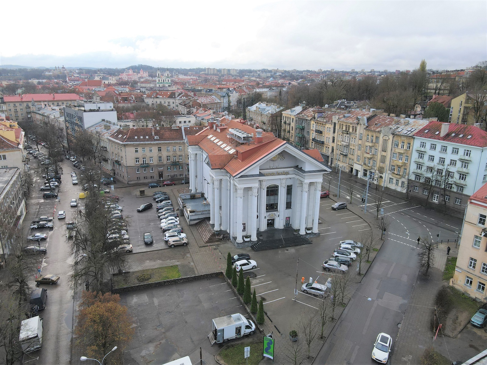 „INVL Baltic Real Estate“ perka Pramogų banko pastatą Vilniuje