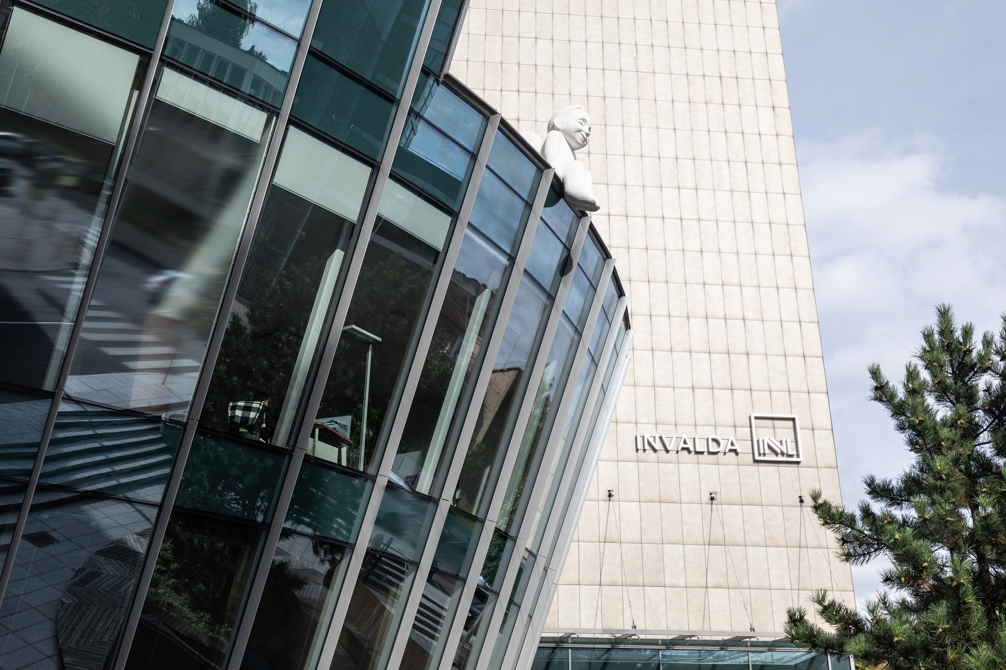 Invalda INVL will buy back some of its own shares